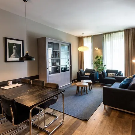 Mosaic Apartment